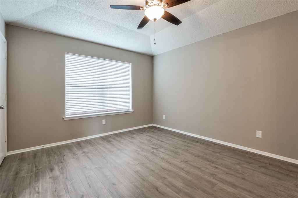 9886 Camfield Avenue Property Photo 16