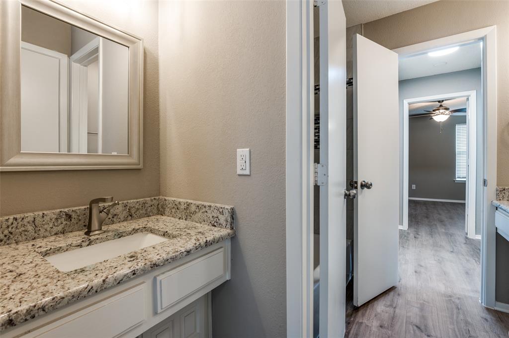 9886 Camfield Avenue Property Photo 18