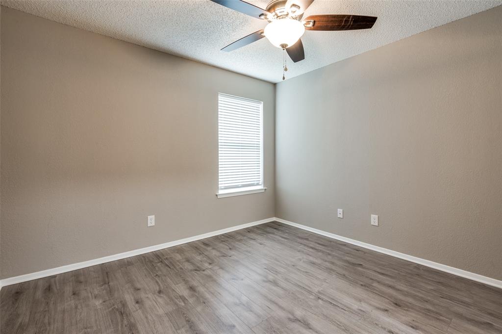 9886 Camfield Avenue Property Photo 20