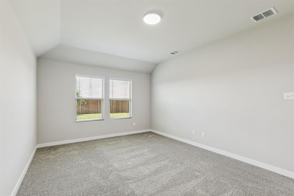 235 Lockhart Street Property Photo 18