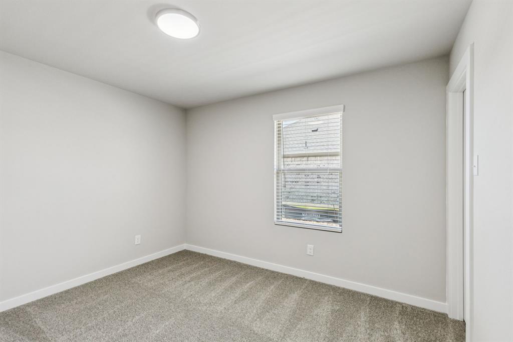235 Lockhart Street Property Photo 22