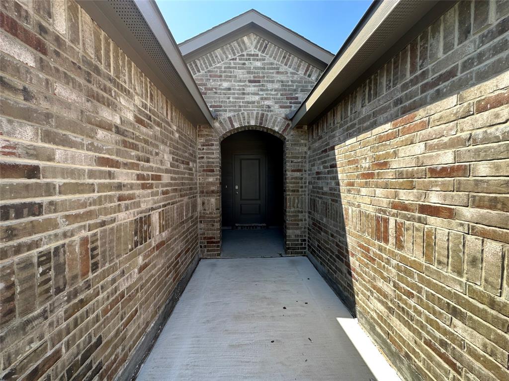 437 Destin Drive Property Photo 1