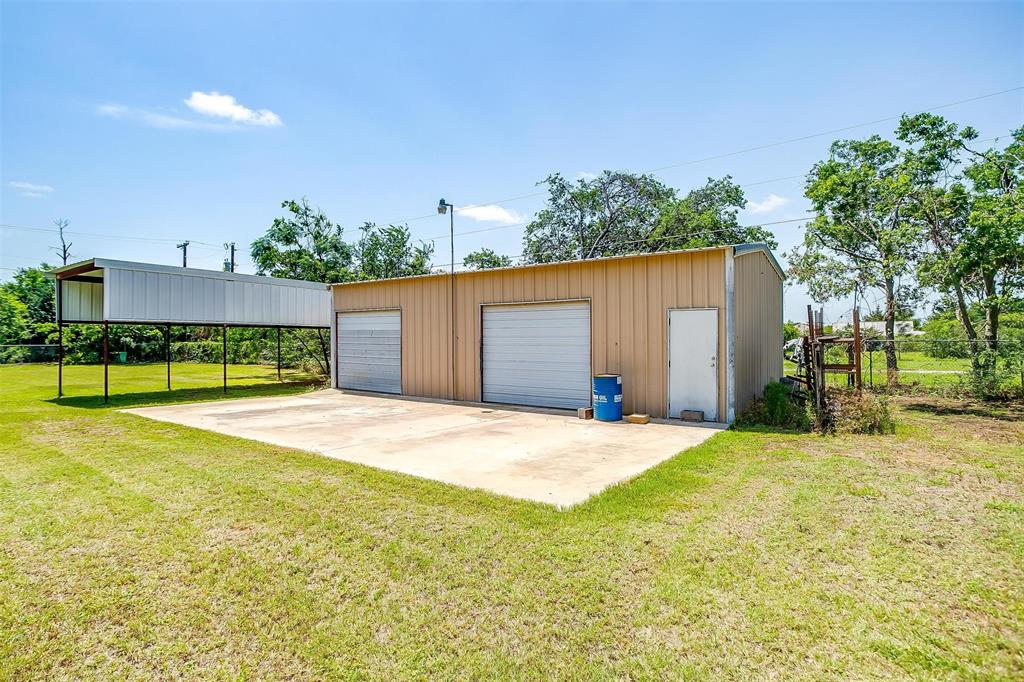 216 County Road 800a Property Photo 8