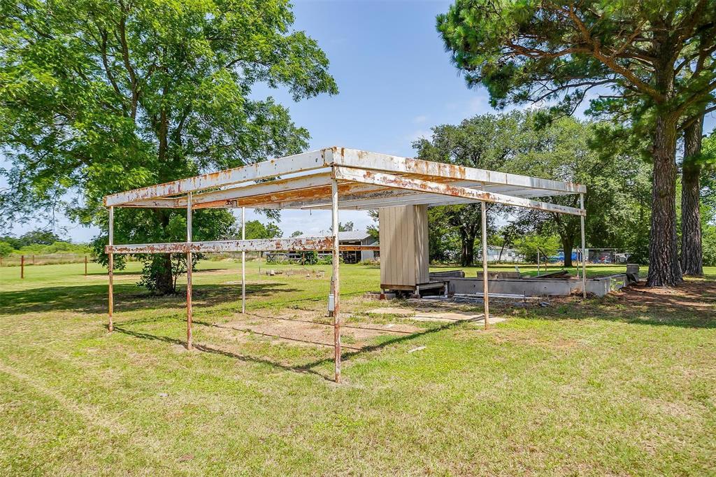 216 County Road 800a Property Photo 9
