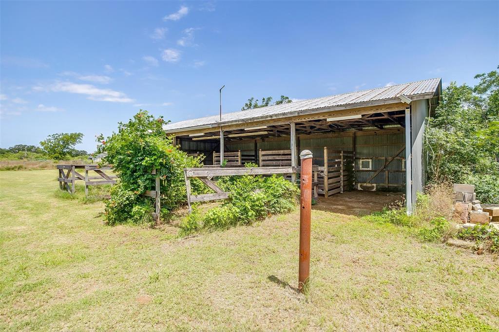 216 County Road 800a Property Photo 14