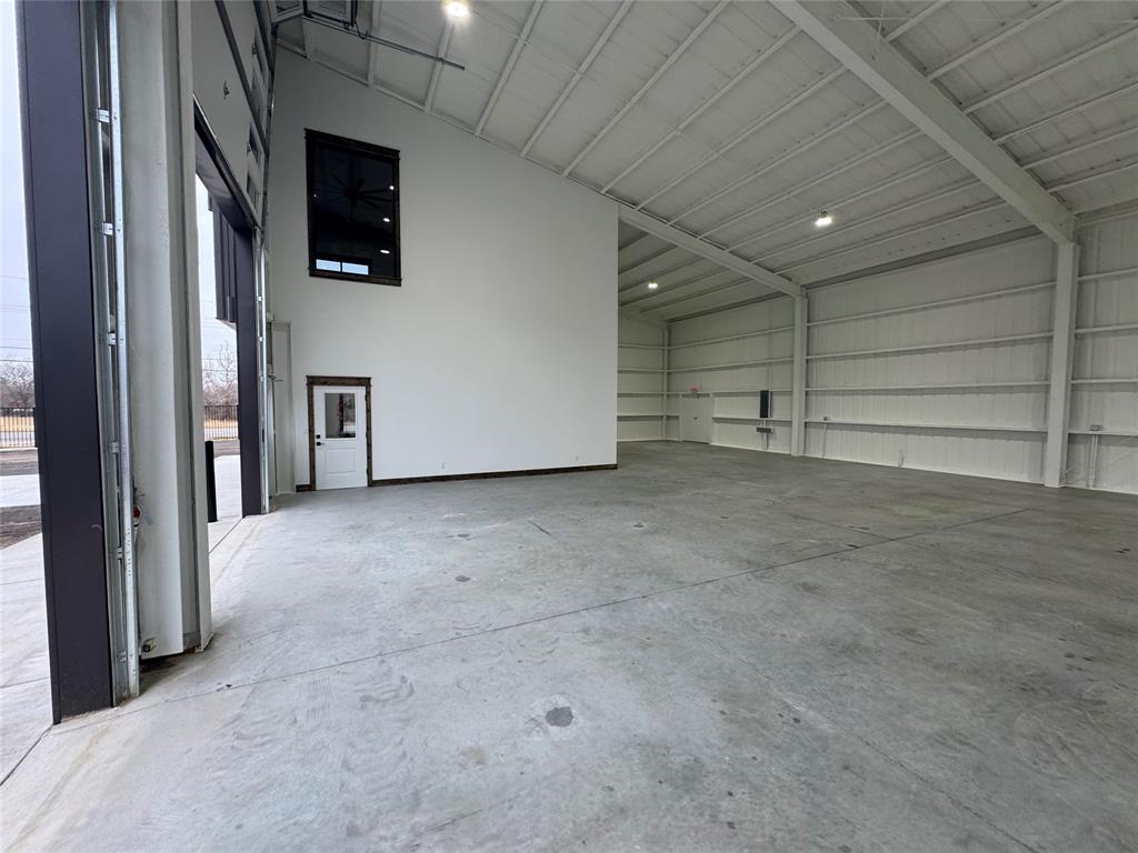 2720 Ranger Highway Property Photo 9