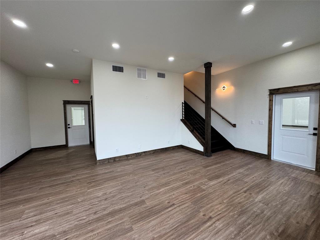 2720 Ranger Highway Property Photo 16