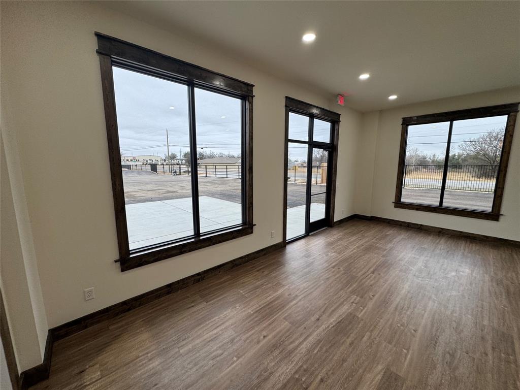 2720 Ranger Highway Property Photo 18