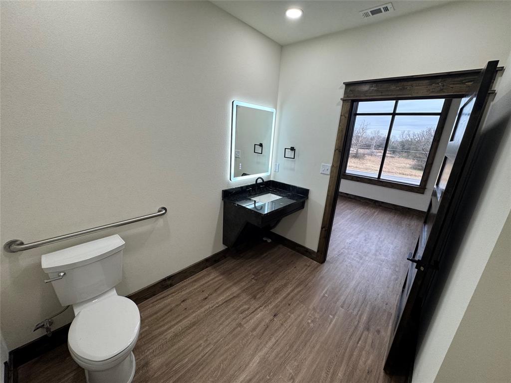 2720 Ranger Highway Property Photo 27