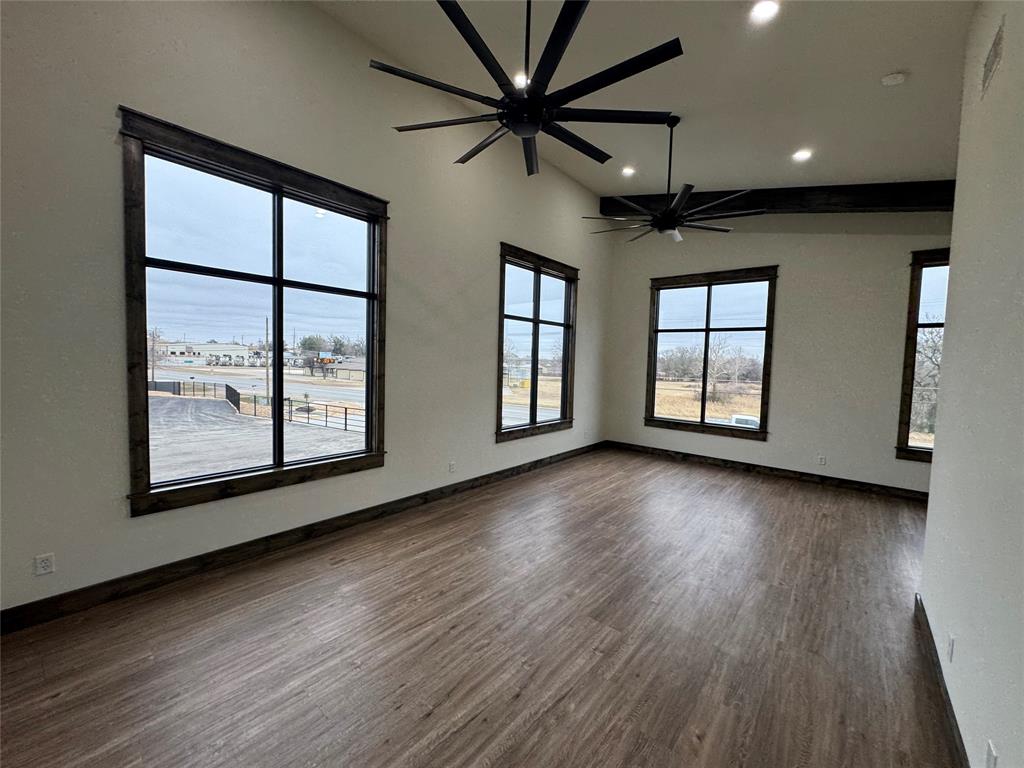 2720 Ranger Highway Property Photo 30