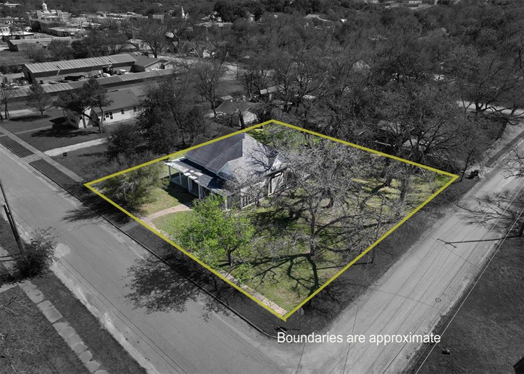420 W Ross Street Property Photo