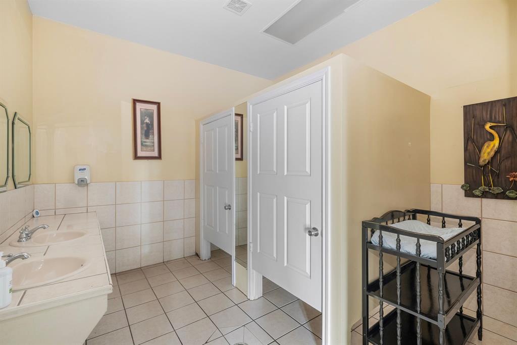 805 W Dickson Street Property Photo 15