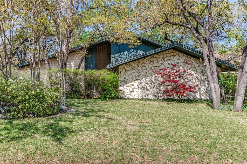 2911 Nottingham Drive Property Photo
