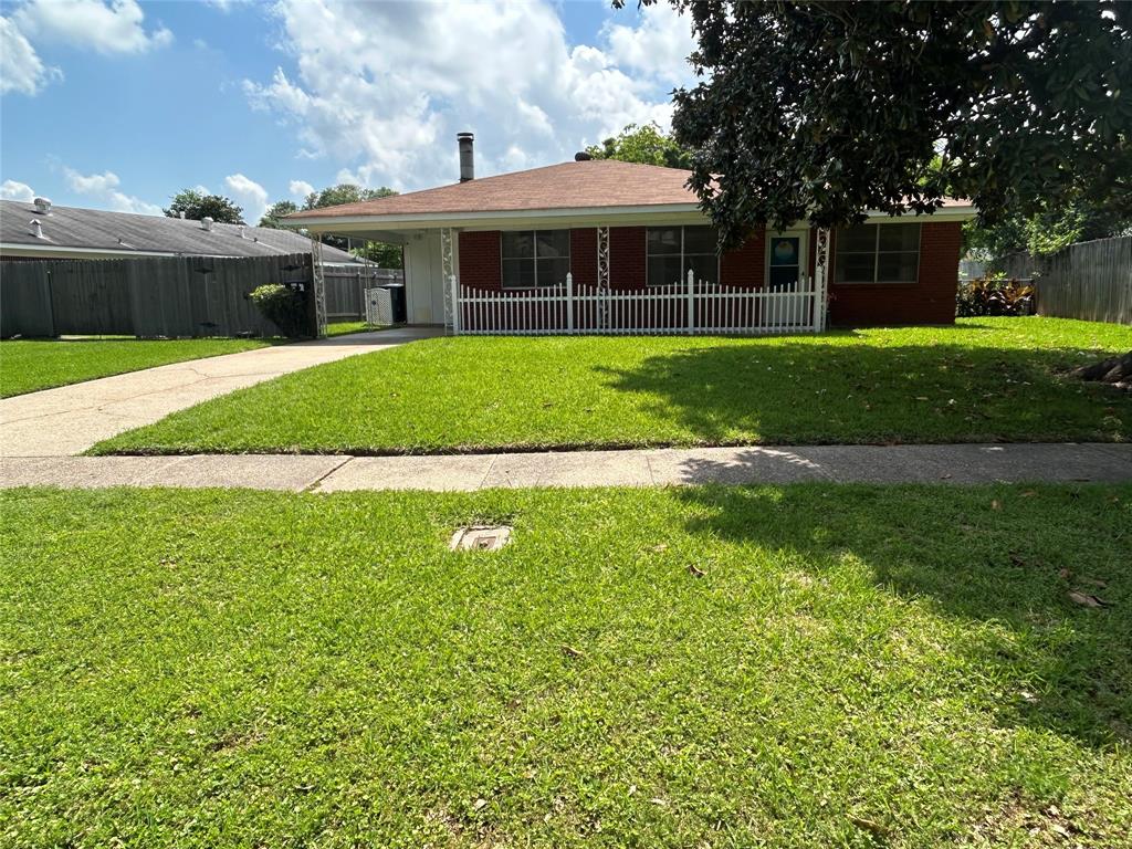 2804 Higgins Street Property Photo