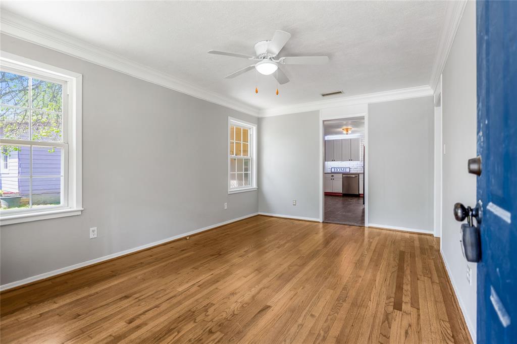 814 Woodleigh Drive Property Photo 2