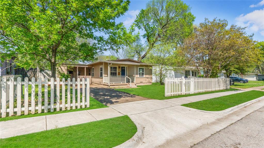 814 Woodleigh Drive Property Photo 34