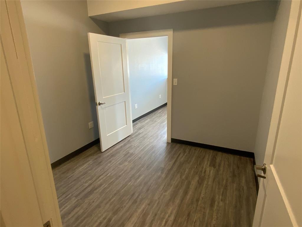 113 S Avenue D Property Photo 7