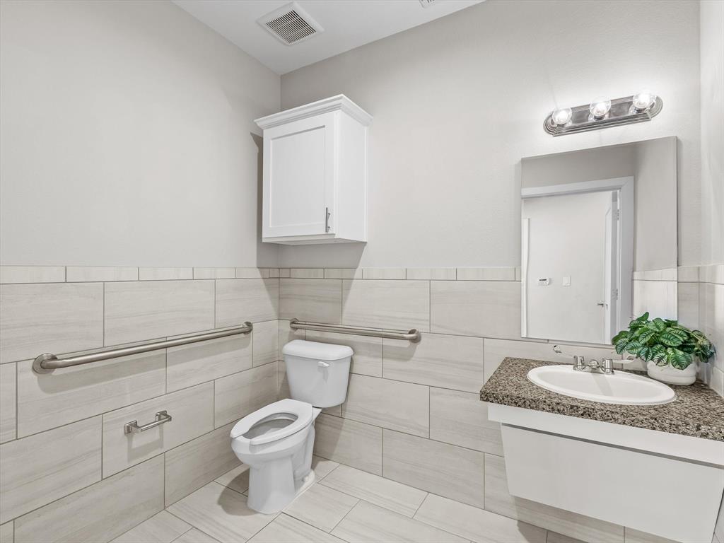 8751 Collin Mckinney Parkway Property Photo 13