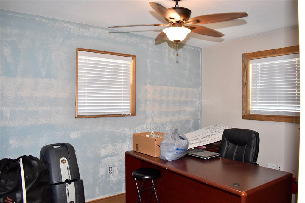 405 S Bridge Street Property Photo 10