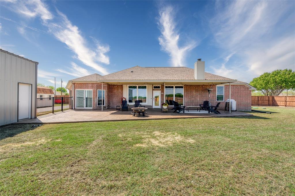 800 Overland Drive Property Photo 3