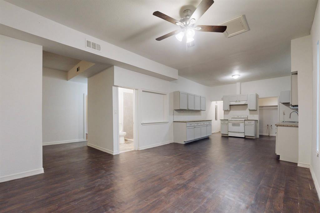 2311 Market Avenue Property Photo