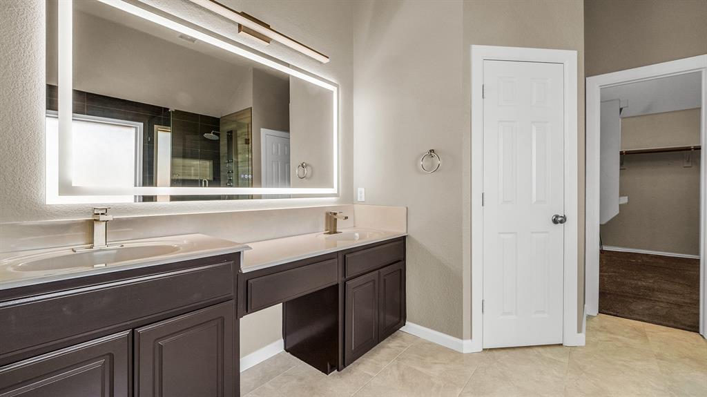 1621 Salvia Springs Drive Property Photo 22