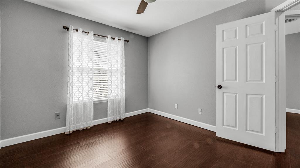 1621 Salvia Springs Drive Property Photo 27