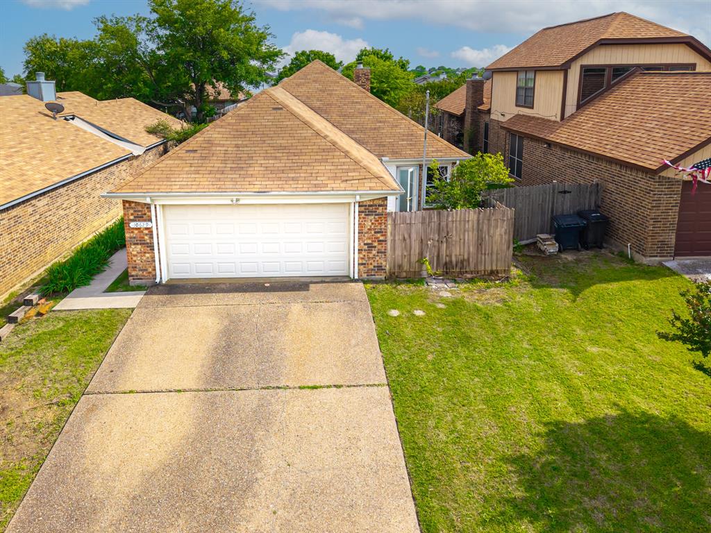 10629 Tall Oak Drive Property Photo 1