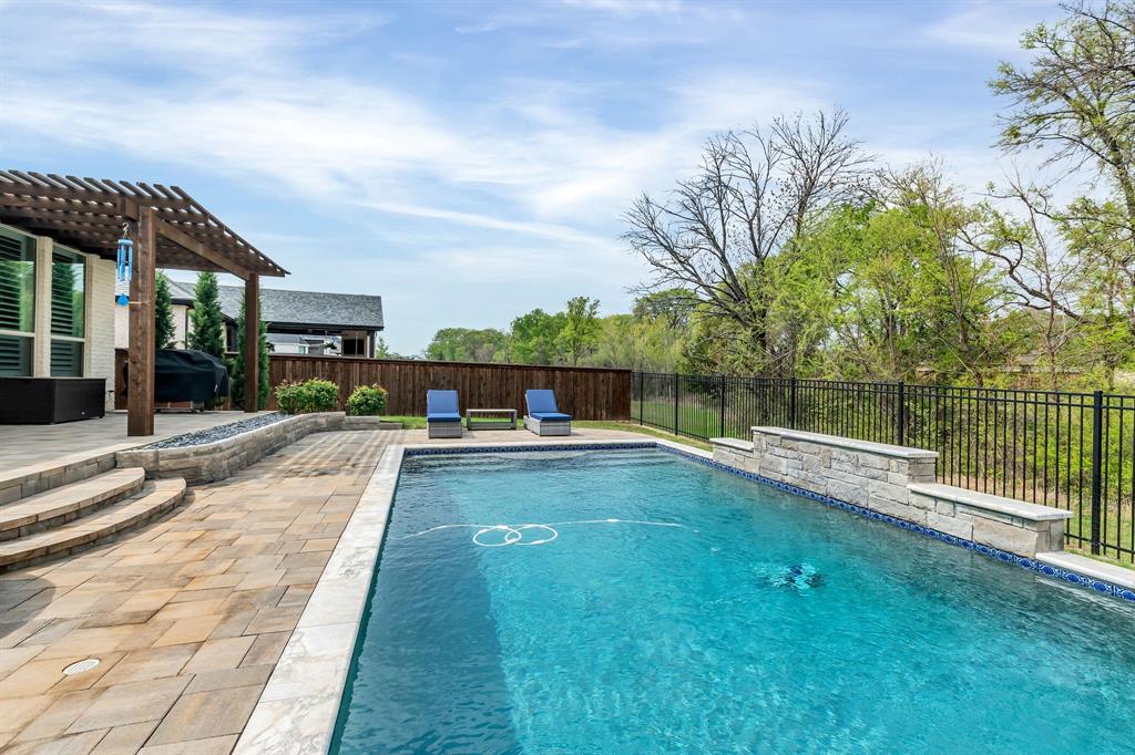 8516 Autumn Lake Trail Property Photo 38