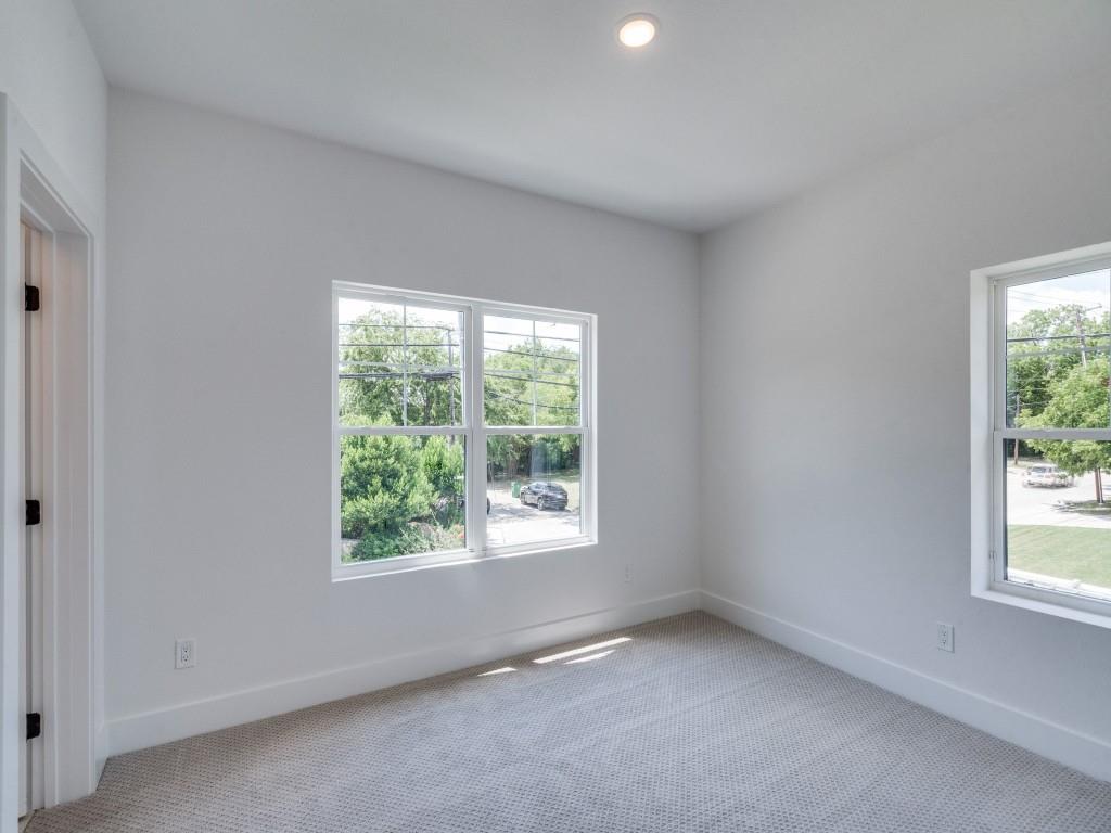 710 W White Avenue Property Photo 16