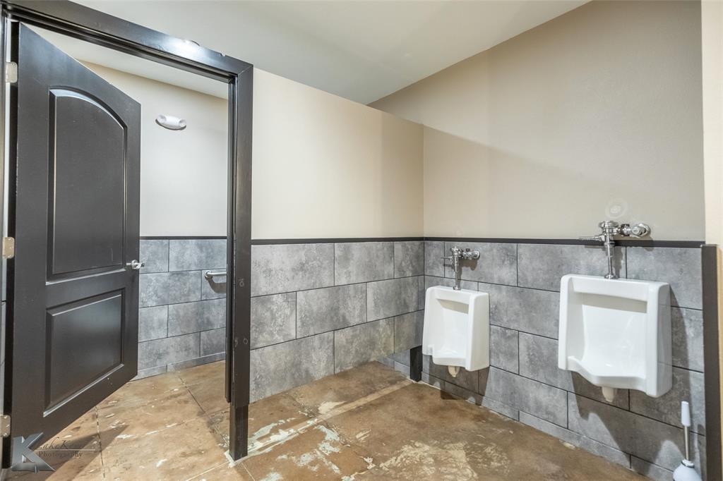 382 Chestnut Street Property Photo 23