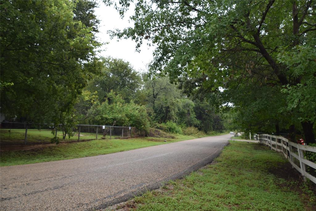 2604 Forest Park Drive Property Photo 5
