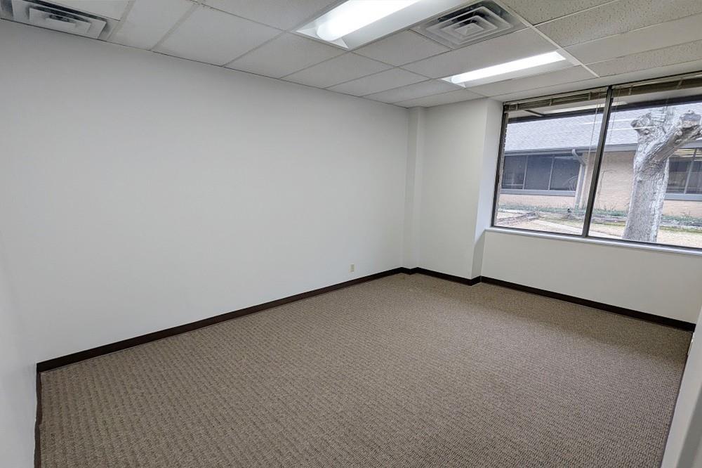 1101 E Southeast Loop 323 Bldg Iv Ste 140 Property Photo 3