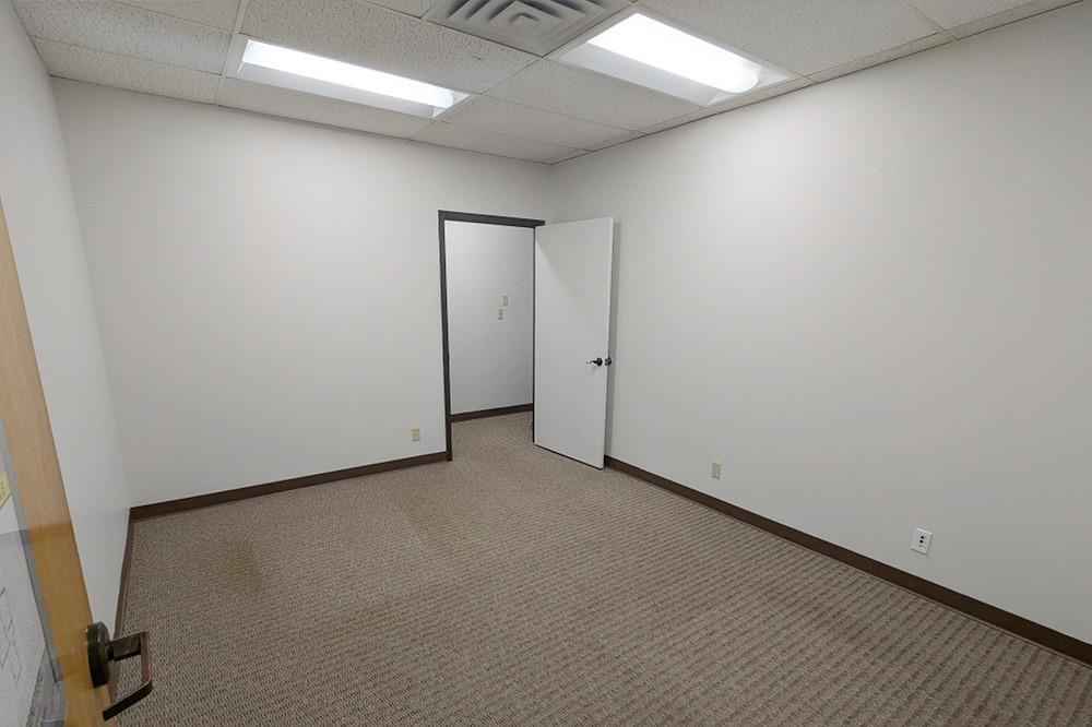1101 E Southeast Loop 323 Bldg Iv Ste 140 Property Photo 4