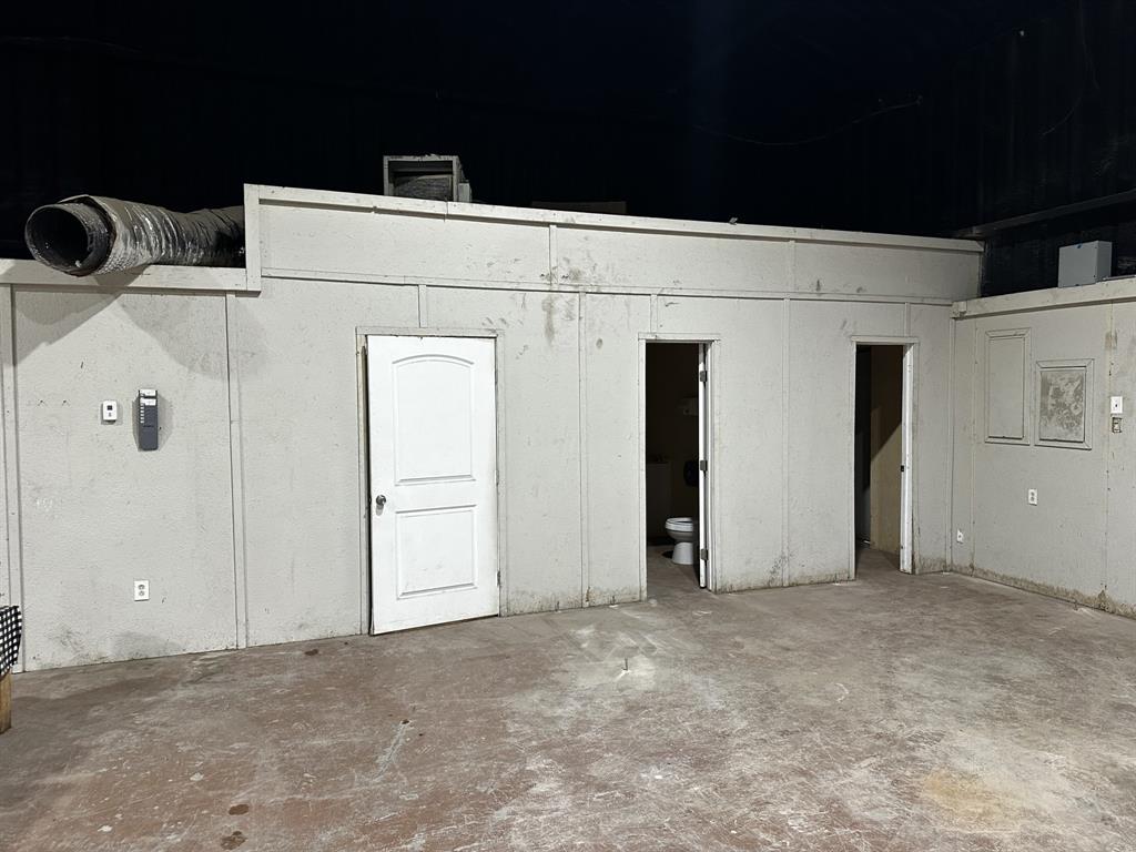 5601 Monroe Highway Property Photo 7