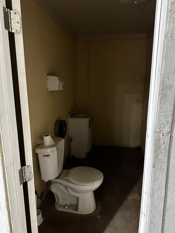 5601 Monroe Highway Property Photo 8