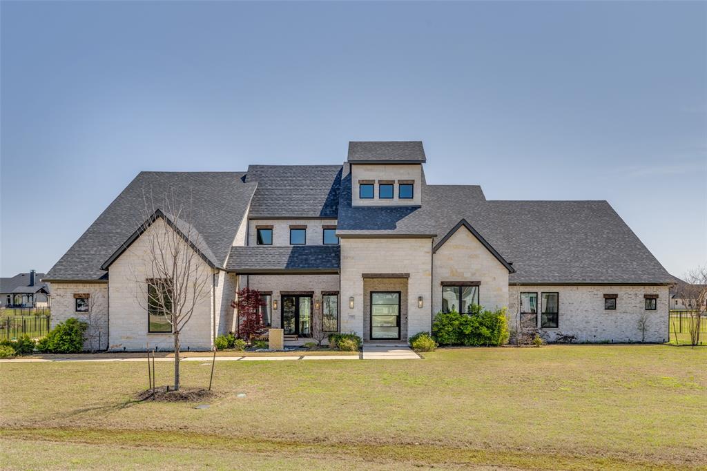 700 Inverness Lane Property Photo