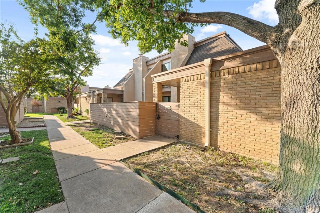3045 Park Lane Property Photo