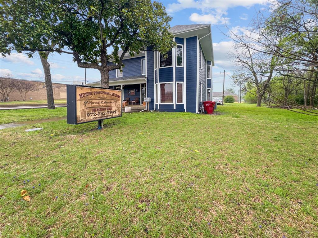 301 Mckinney Street Property Photo 8