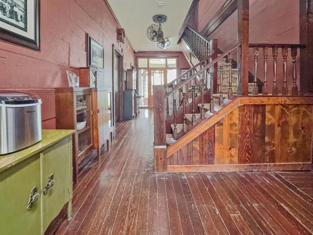 301 Mckinney Street Property Photo 20