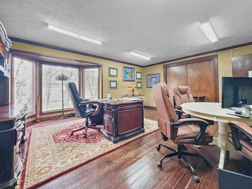 301 Mckinney Street Property Photo 24
