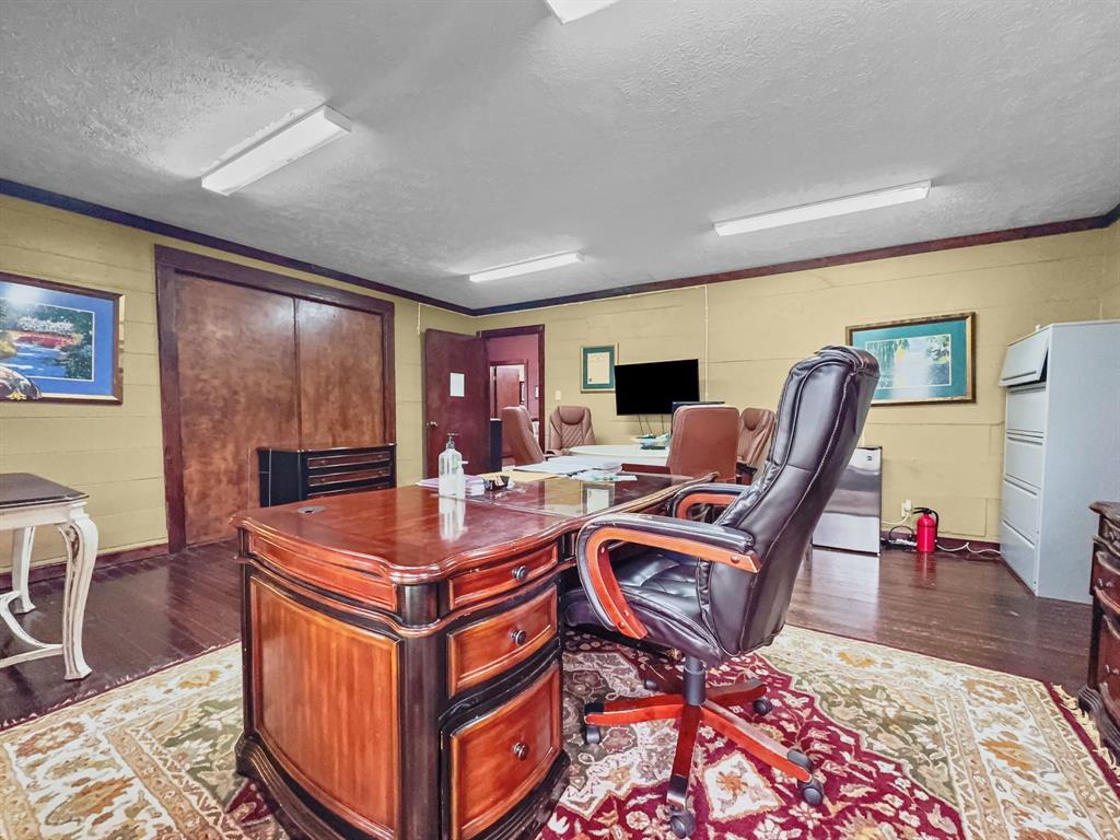 301 Mckinney Street Property Photo 25