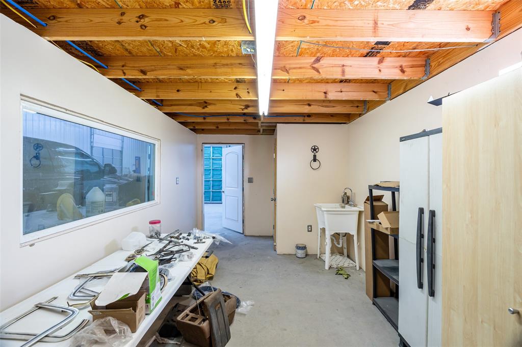 3231 Walnut Creek Parkway Property Photo 14