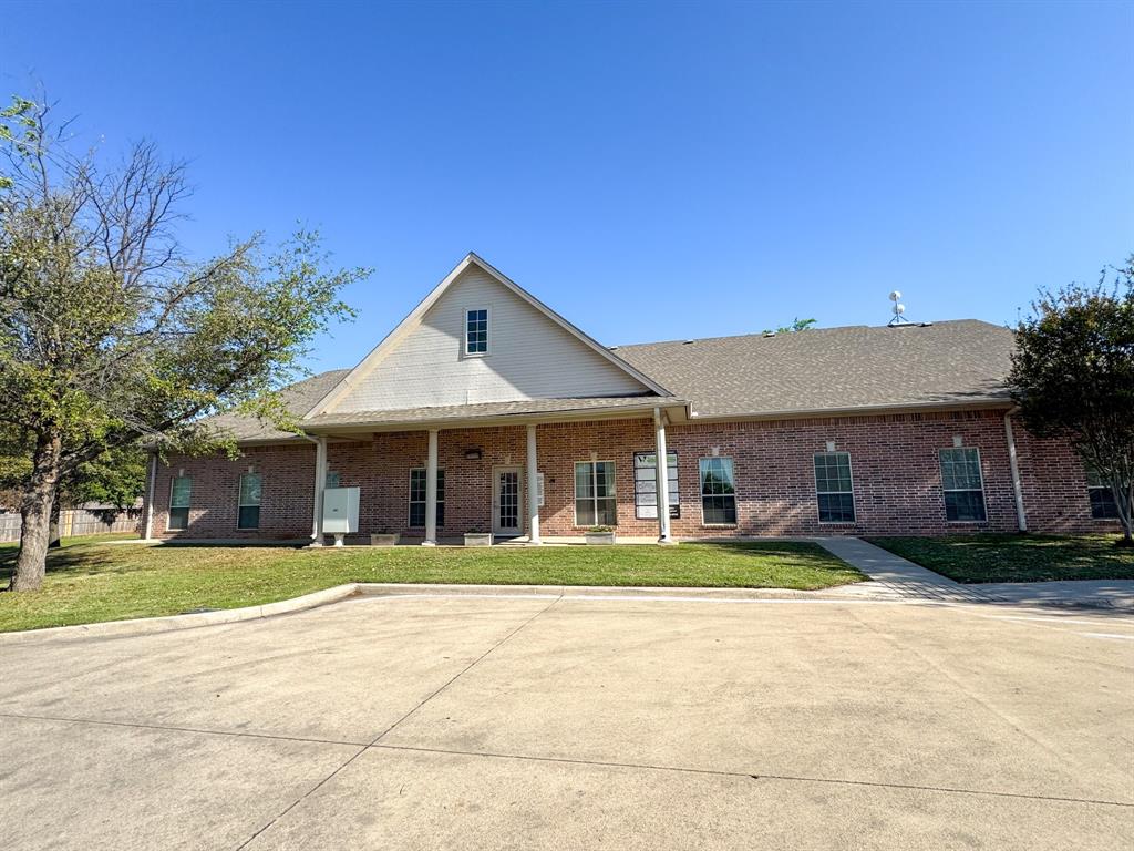 1602 W Business 380 Property Photo 2