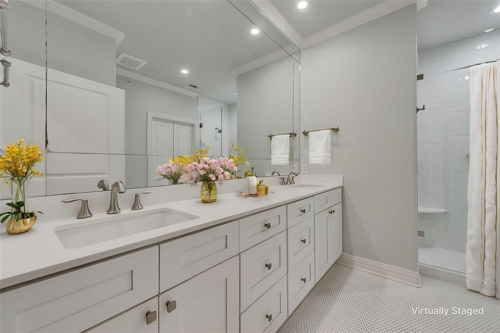 2500 King Arthur Boulevard Property Photo 15
