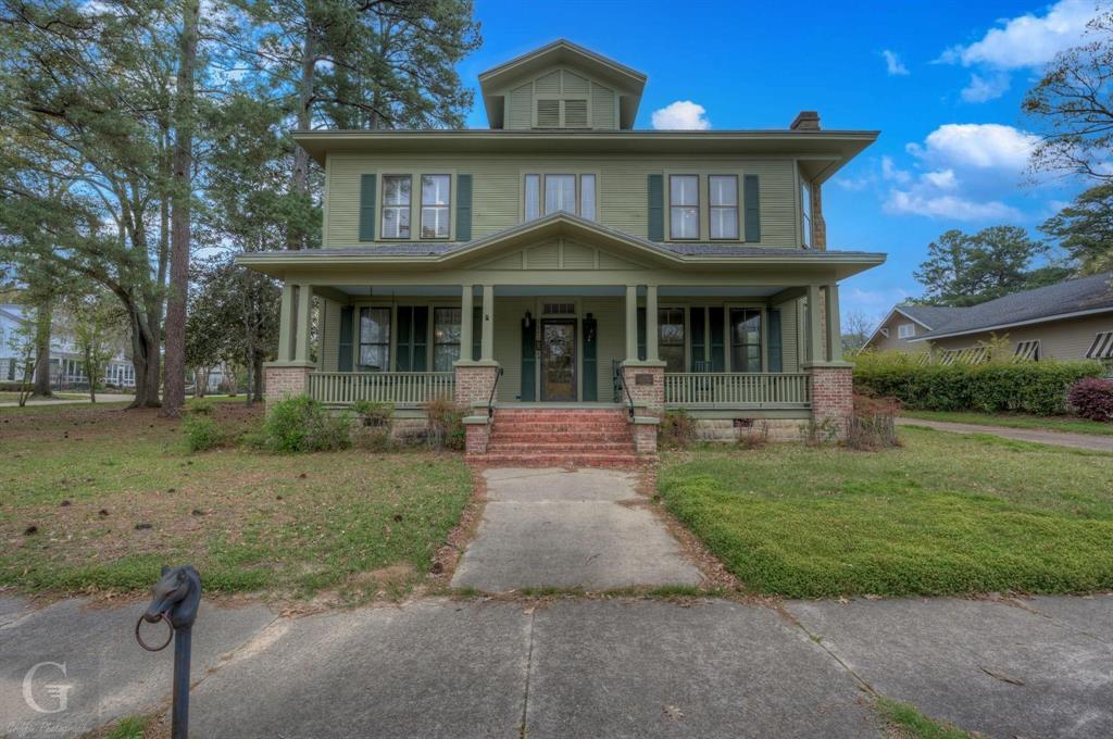 311 East And West Street Property Photo