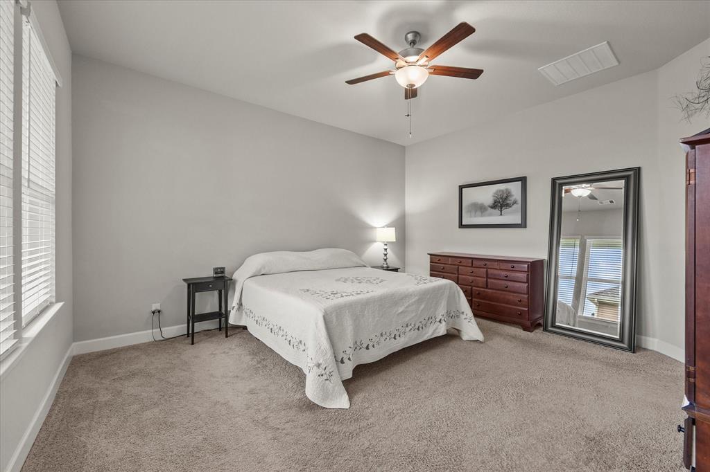 9304 Crockett Drive Property Photo 11