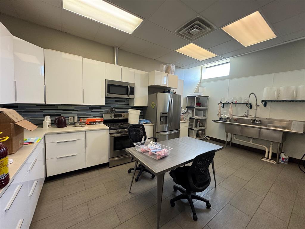 1807 E Levee Street Property Photo 7