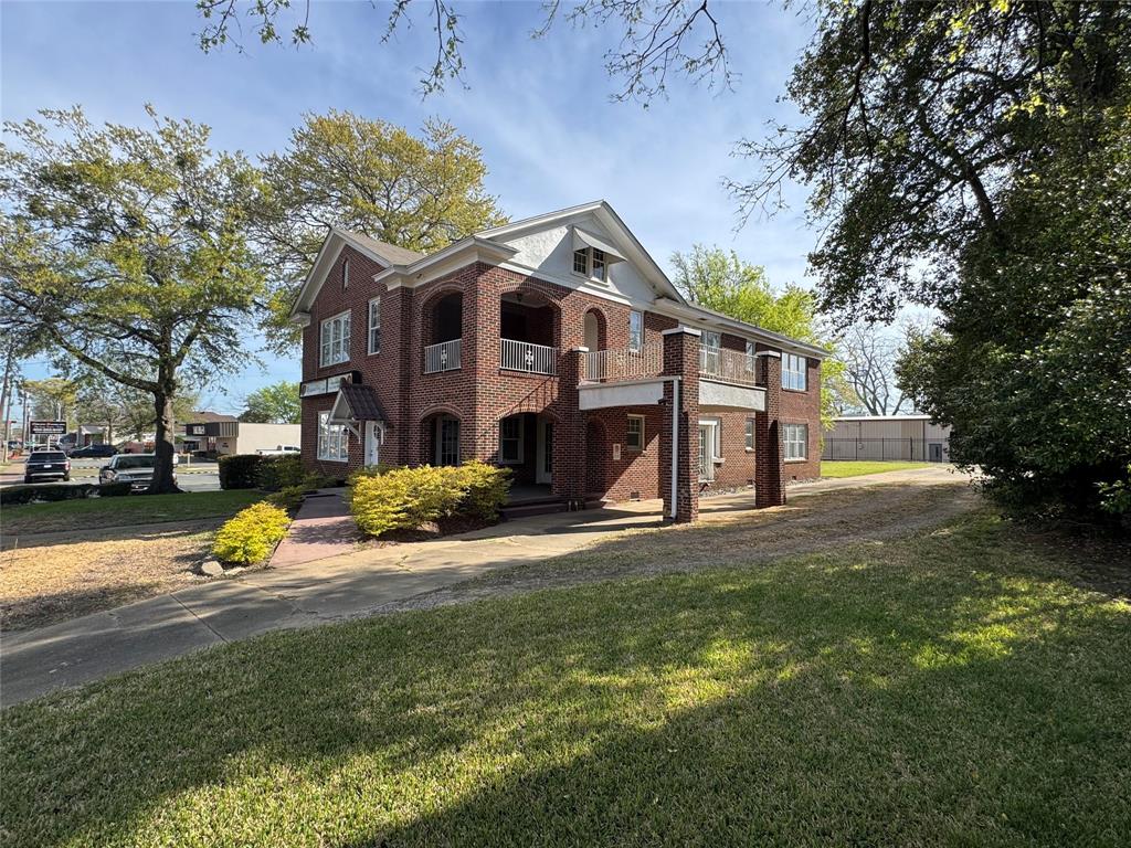 436 S Fannin Avenue Property Photo 5