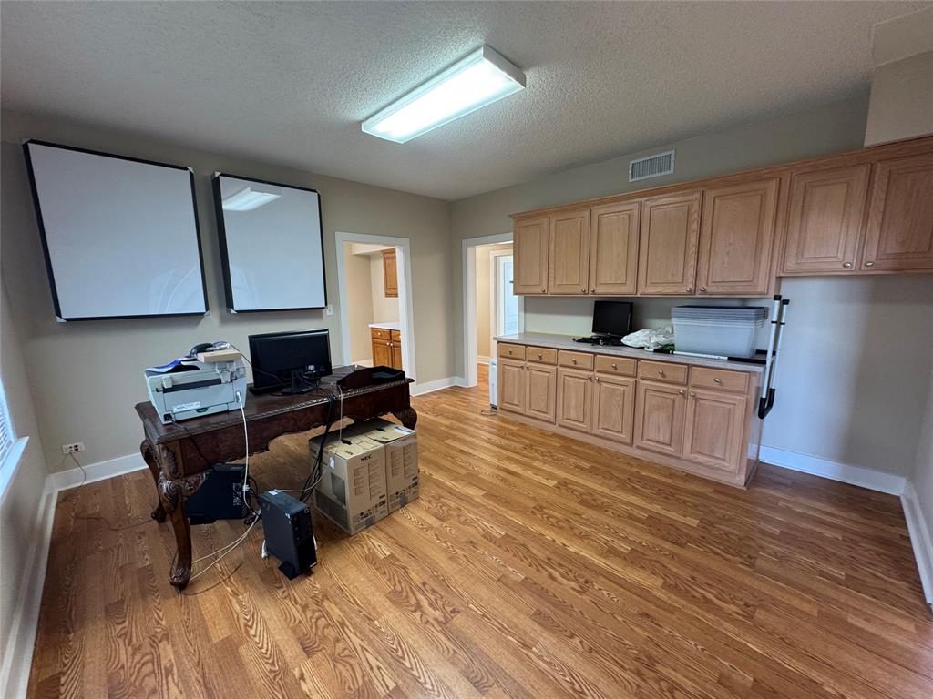 436 S Fannin Avenue Property Photo 10